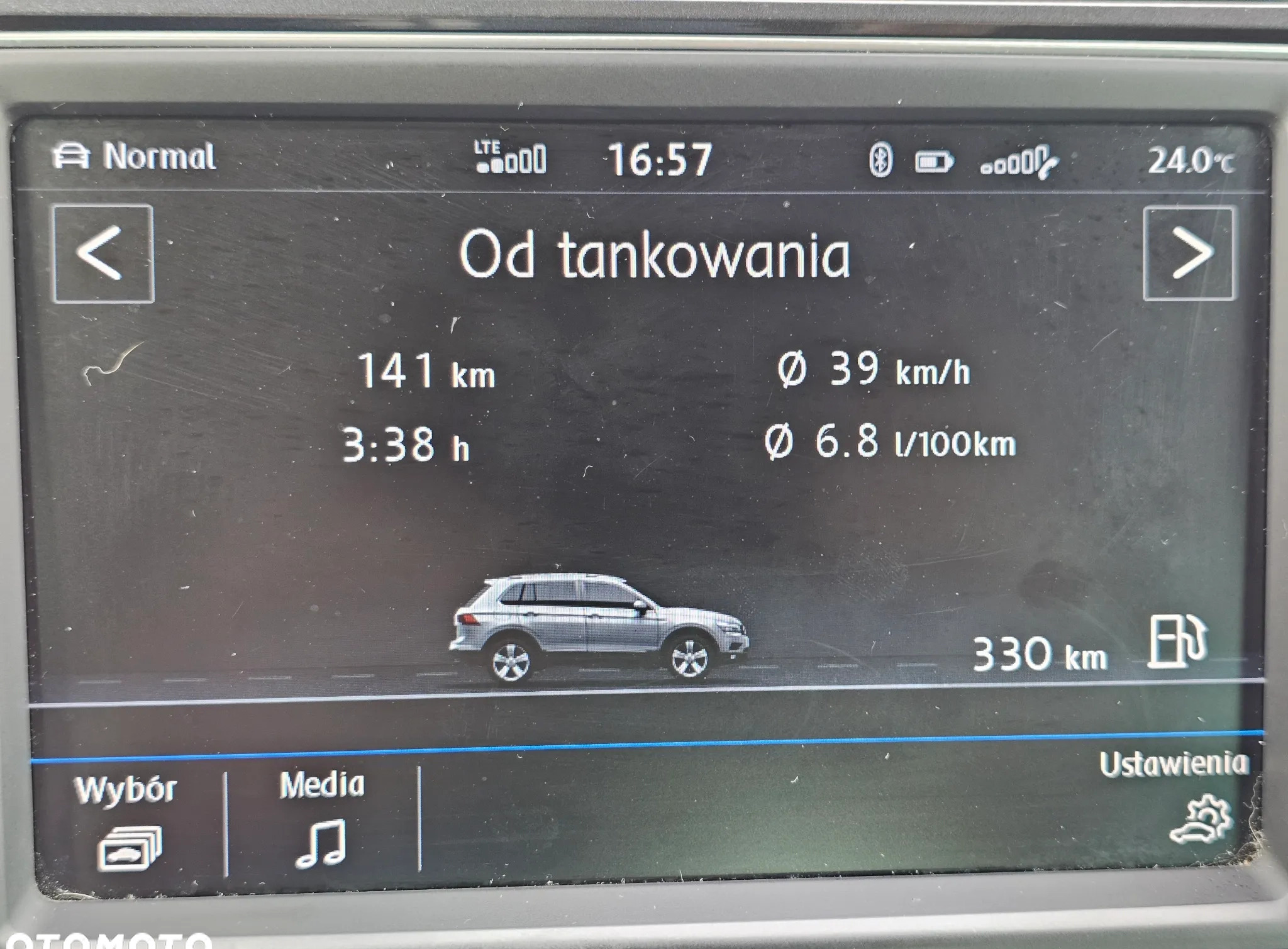 Volkswagen Tiguan cena 104550 przebieg: 180000, rok produkcji 2017 z Warszawa małe 232